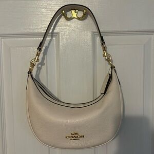 NWOT Coach Aria Shoulder/Crossbody Bag Chalk